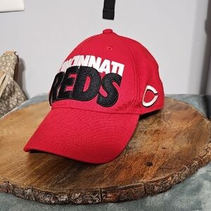 Cincinnati Reds Nike Dry-fit Baseball Cap